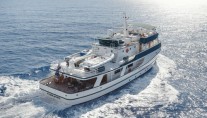 ASKARI-  Cruising on charter